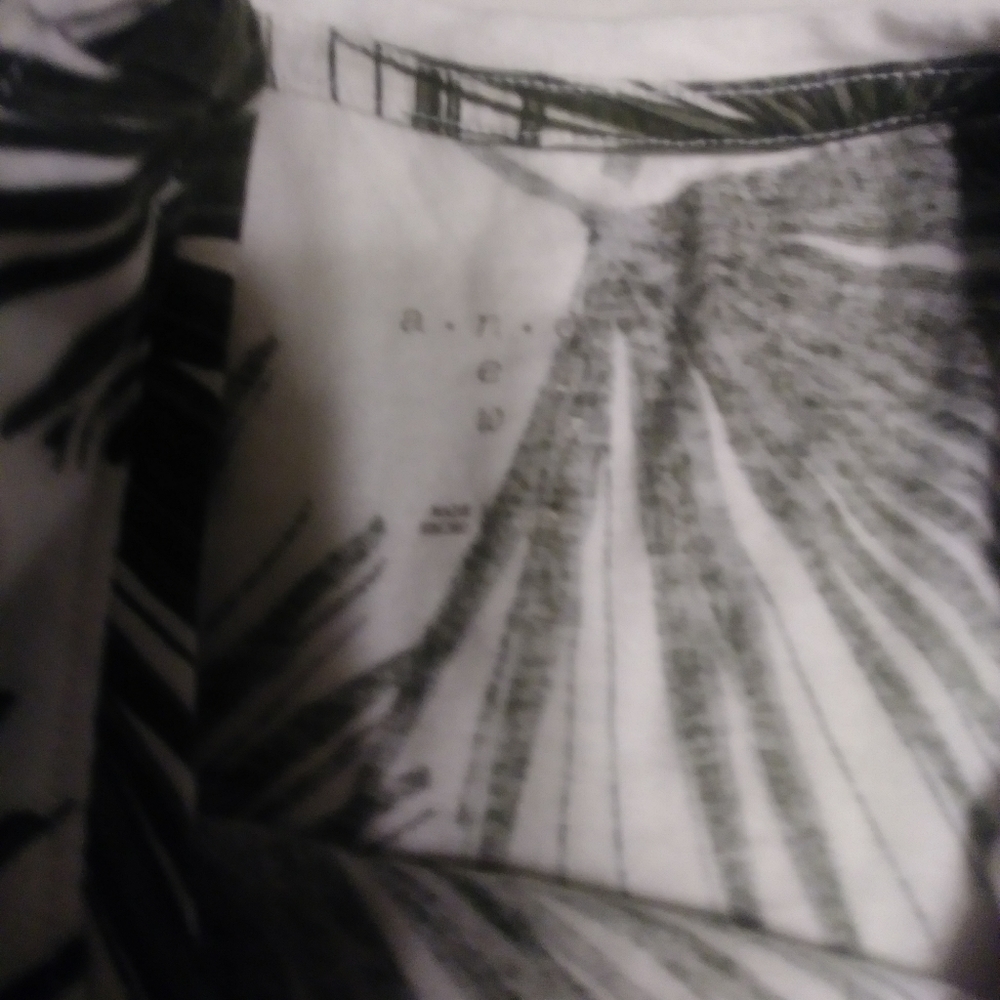 Tank top - Picture 2 of 2